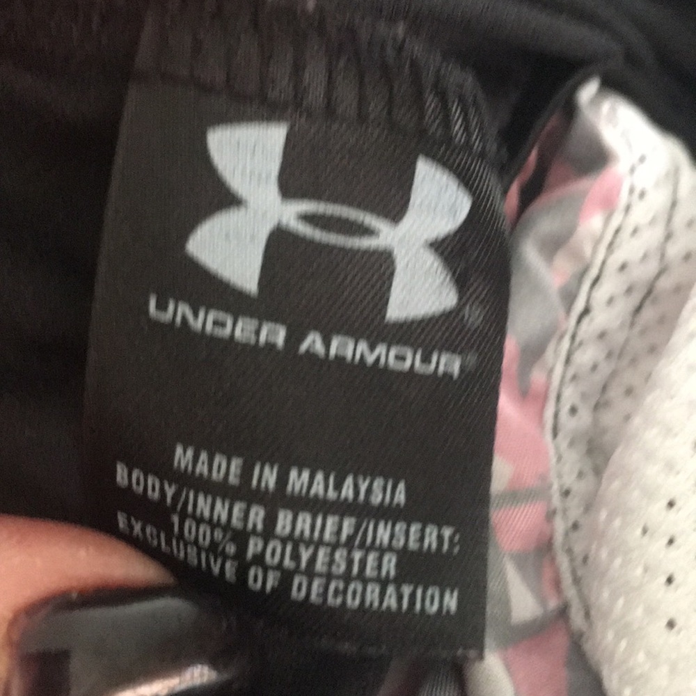 Under armour  sport shorts - Picture 8 of 8